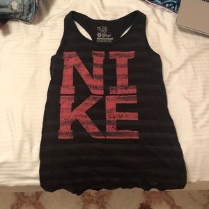 Nike workout top